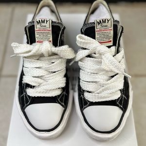 Maison Mihara Yasuhiro “Low Top”